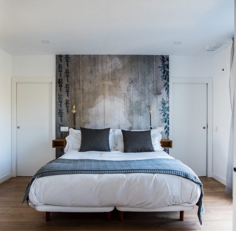 beautiful-modern-bedroom-interior-design-e1630595814397-pf2n5gl18ria8itloq7g6kb7yhtg5arpmdk8qv9dmo